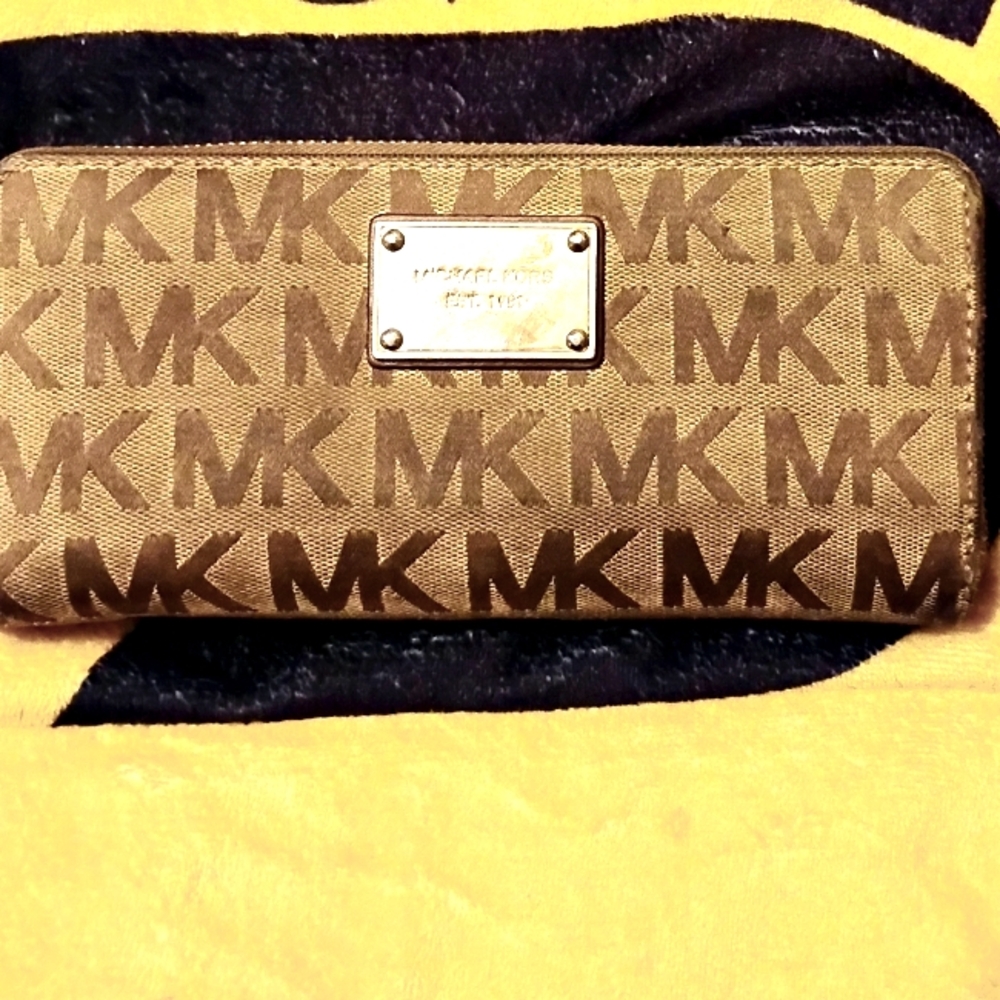 Michael Kors Tan and Brown Logo MK Continental Zip Around Wallet